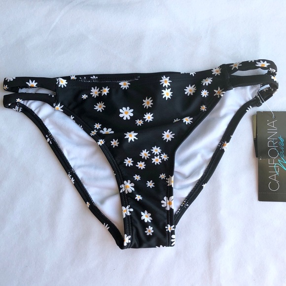 California Waves Other - NWT California Waves Double Strap Hipster Daisy S